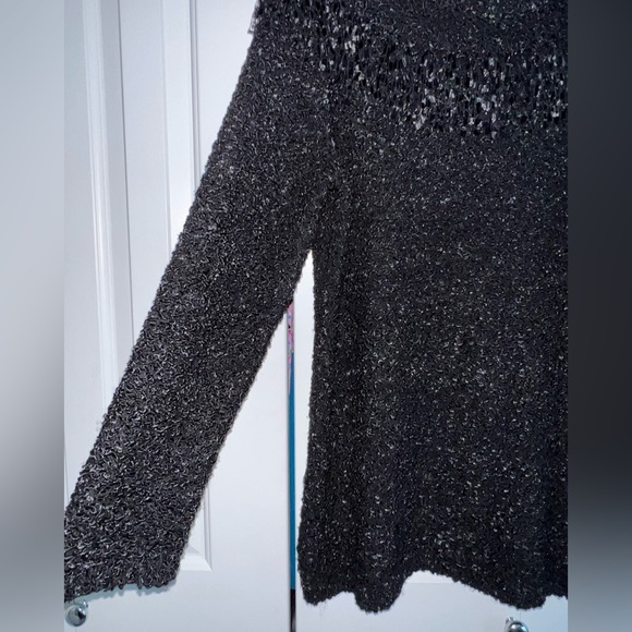 Fashion Essentials 1x sweater - Picture 3 of 6